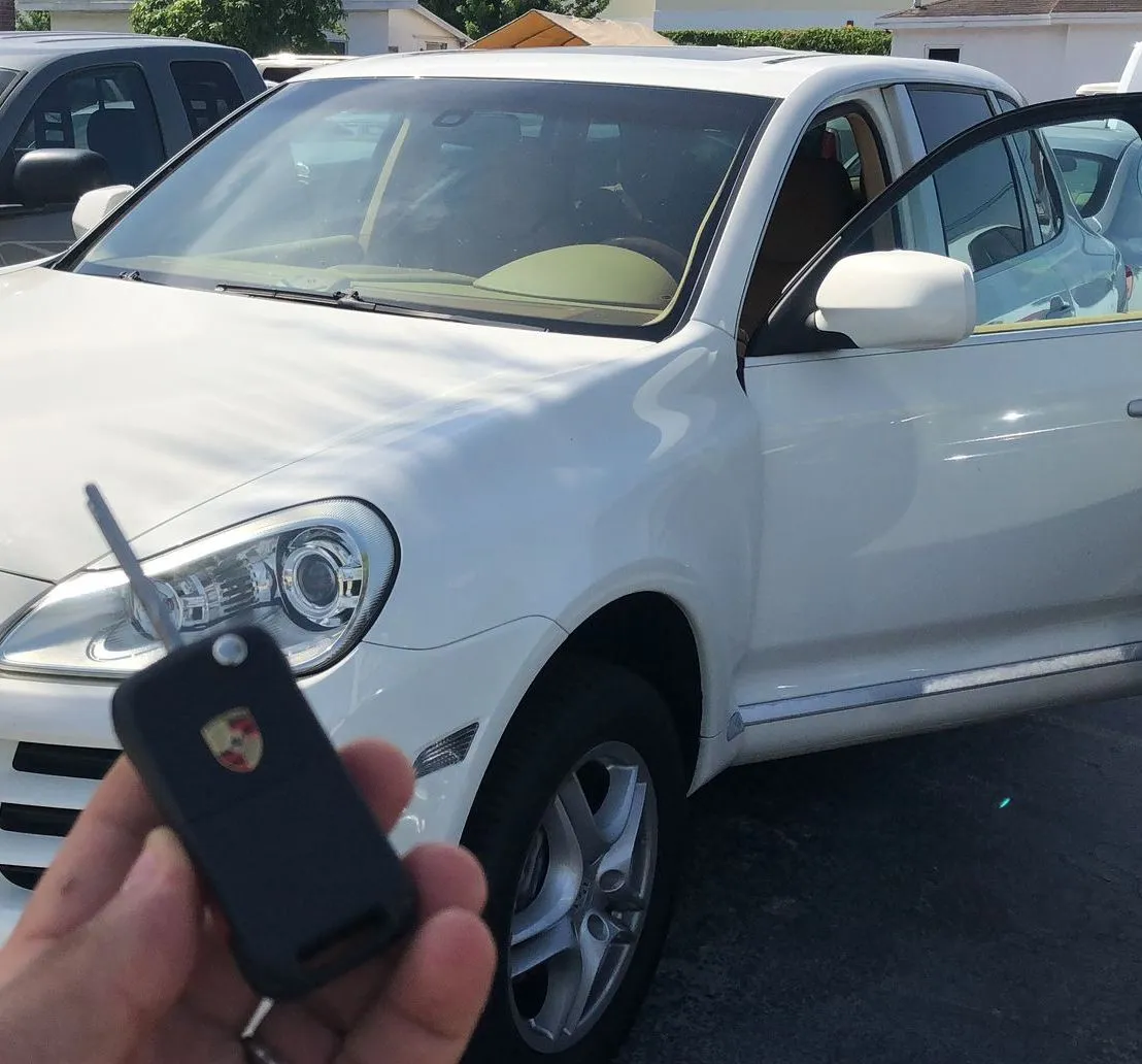 Porsche Cayenne key made in Fort Lauderdale FL