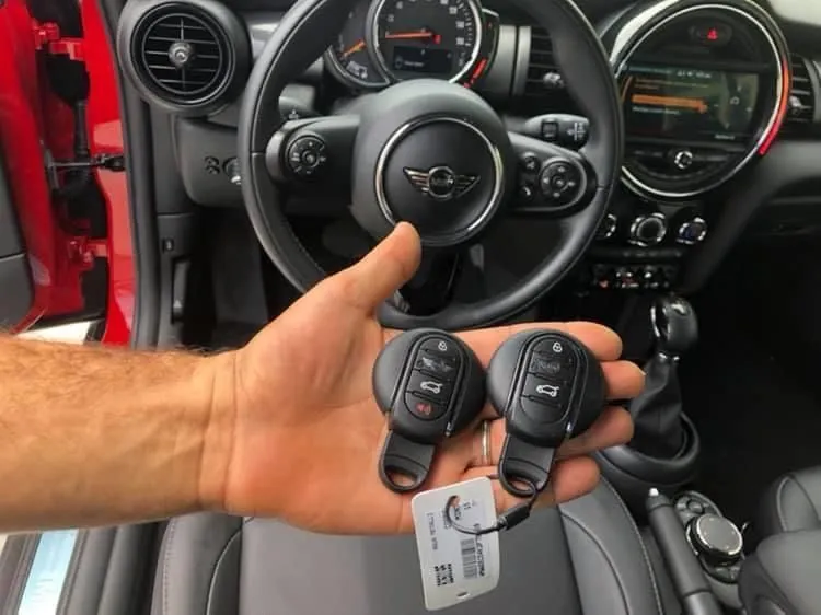 Duplicate and spare car keys made in Fort Lauderdale FL