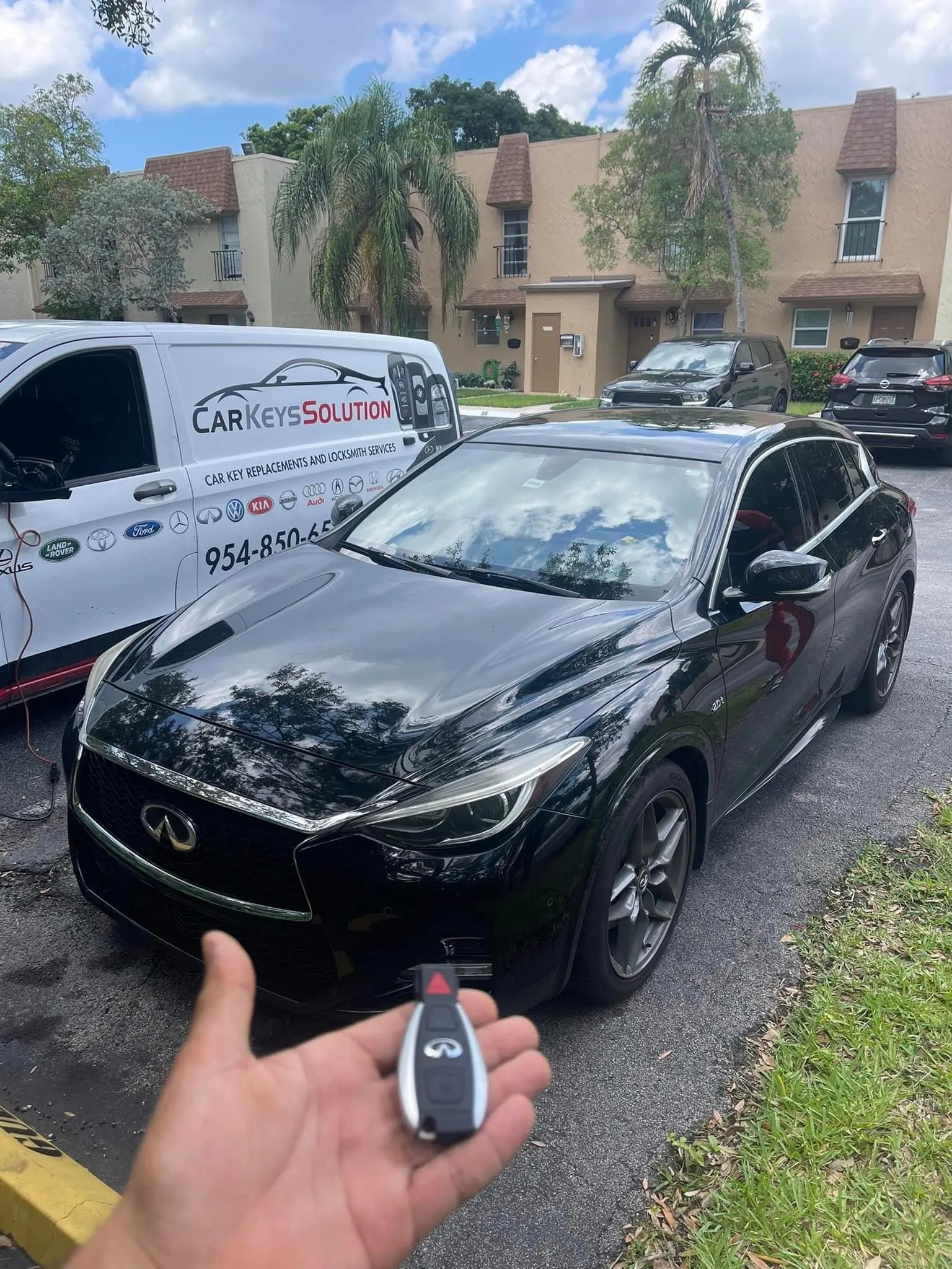 Car key made for customer in Fort Lauderdale FL